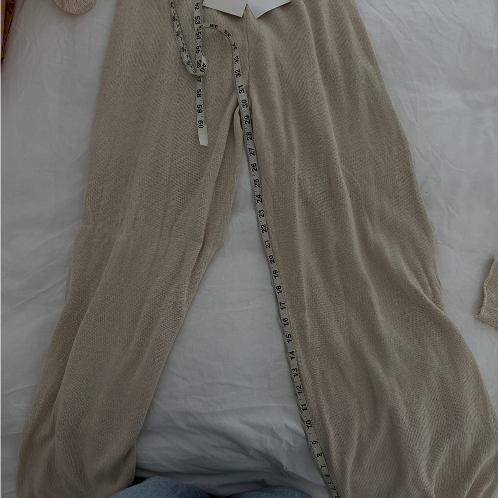 DISSH V-Neck Beige Sweater Set - Picture 2 of 6